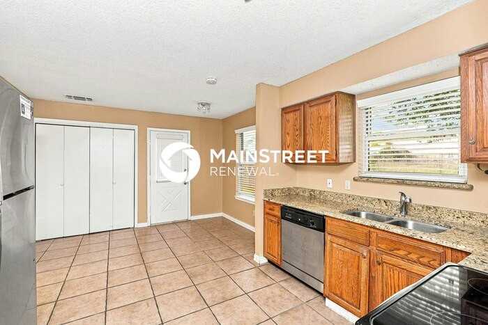 7920 Katie Ln - Photo 7 of 19