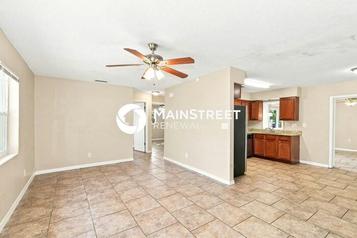 3124 Bigelow Dr - Photo 2 of 18