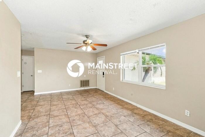 3124 Bigelow Dr - Photo 4 of 18