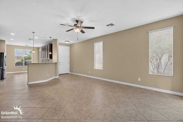 22626 W Moonlight Path - Photo 5 of 23