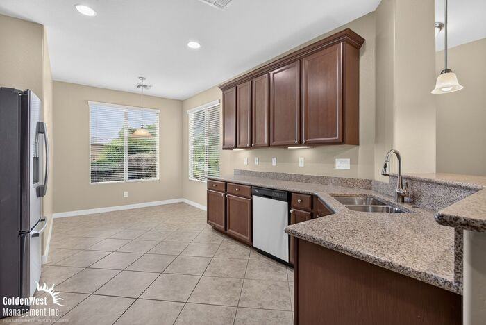 22626 W Moonlight Path - Photo 6 of 23