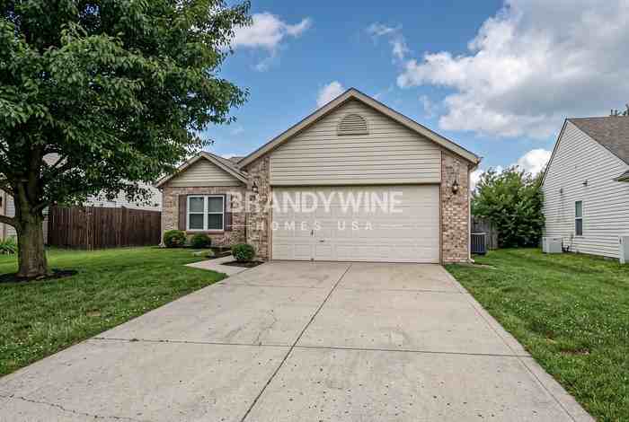 3036 Corbin Dr - Photo 2 of 21