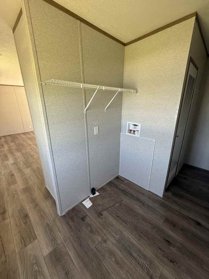 202 Craig St - Photo 7 of 18