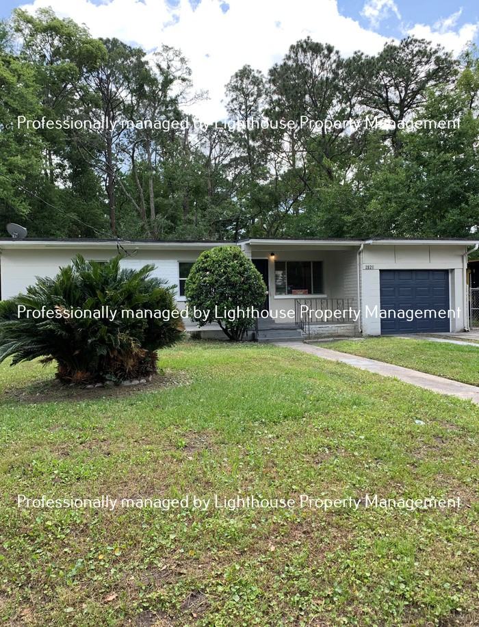 2820 Begonia Rd - Photo 2 of 32