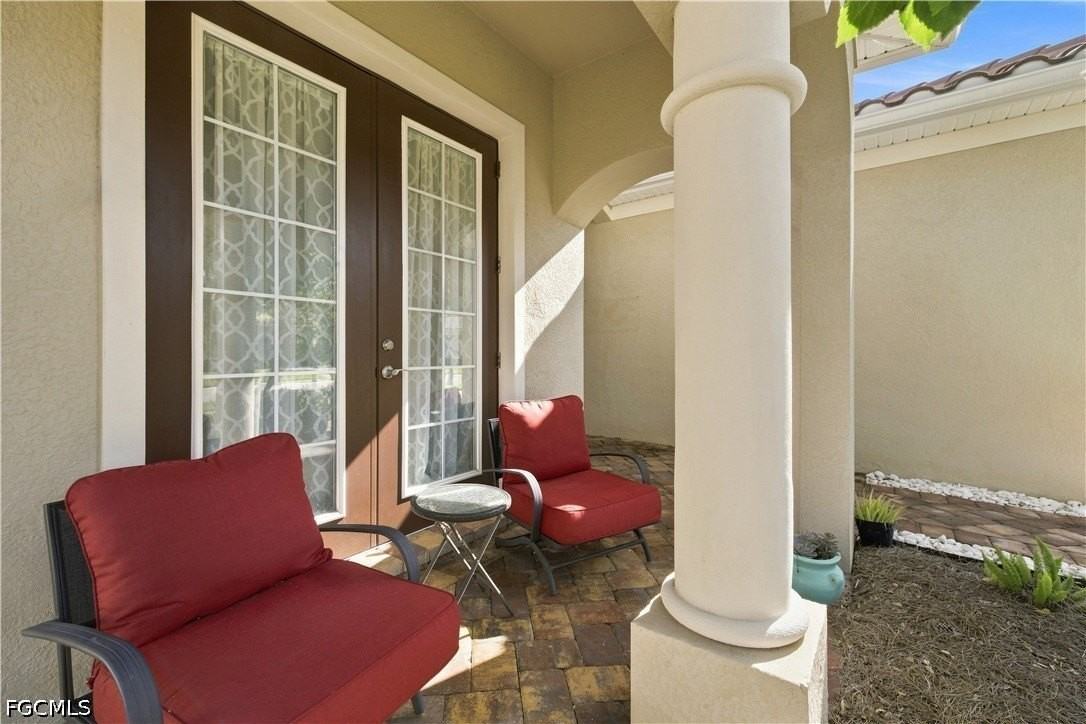 11316 Merriweather Ct - Photo 4 of 38