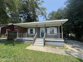 331 Cape Fear Blvd - Photo 1 of 1