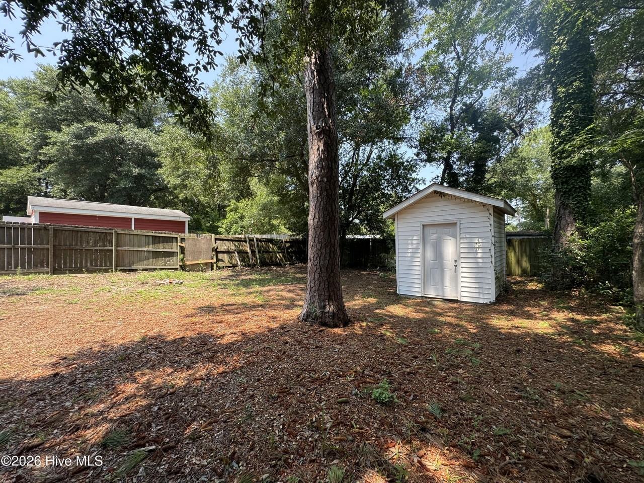 331 Cape Fear Blvd - Photo 4 of 4