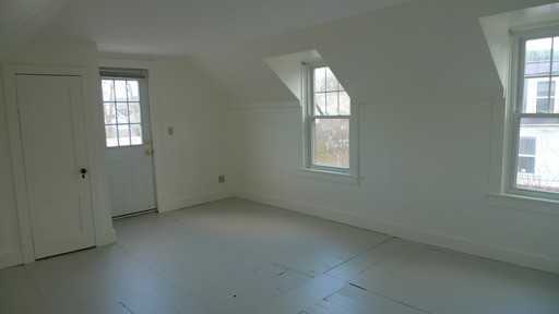 76 State St - Photo 3 of 8