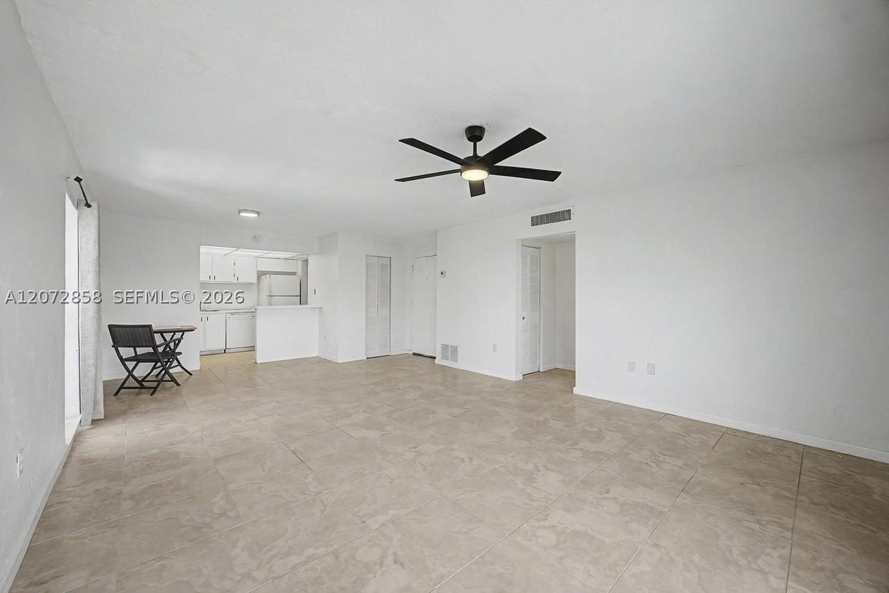 6900 N Kendall Dr #A409 - Photo 4 of 18