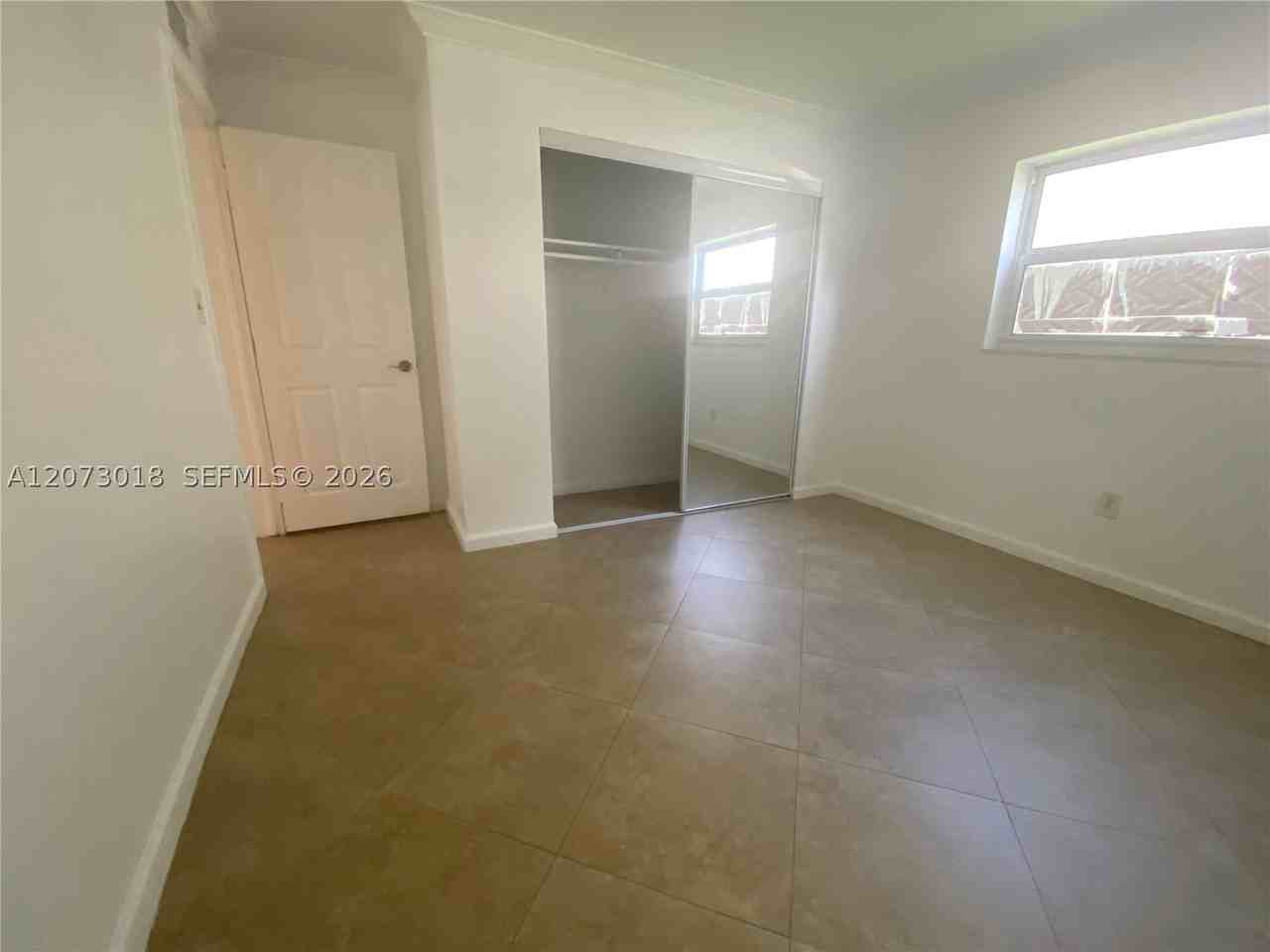 3670 Sw 60th Ave #2 - Photo 7 of 12