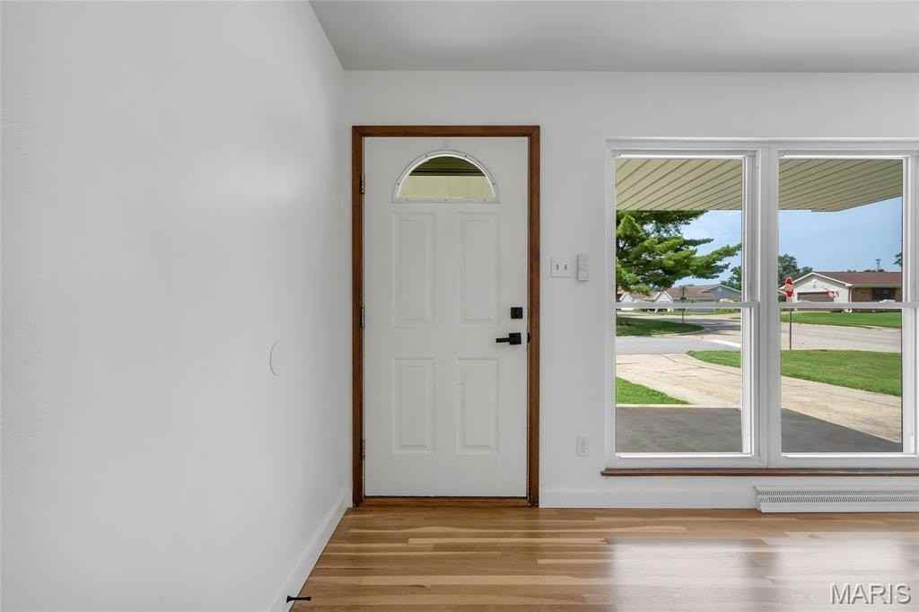 524 Cheryl Ann Dr - Photo 6 of 37
