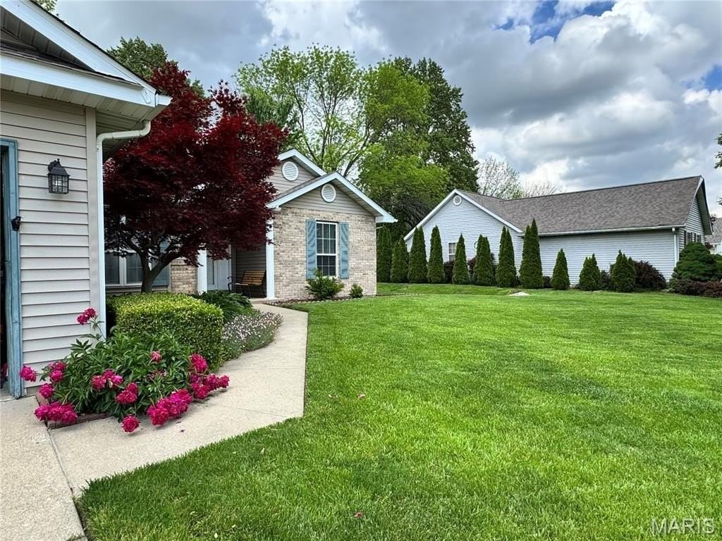 3241 Tanglebrook Dr - Photo 2 of 32