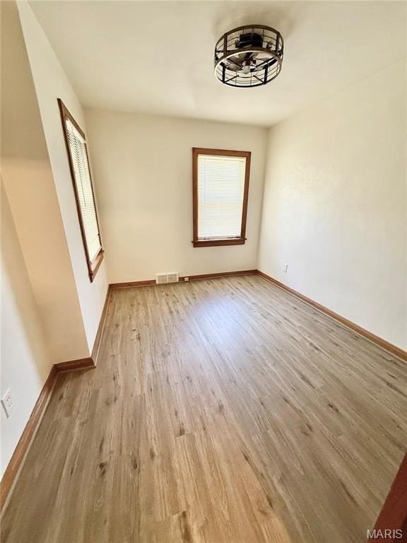 1308 Caseyville Ave - Photo 7 of 18