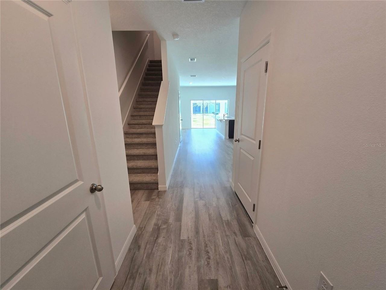 737 Maple Oak Dr - Photo 2 of 27