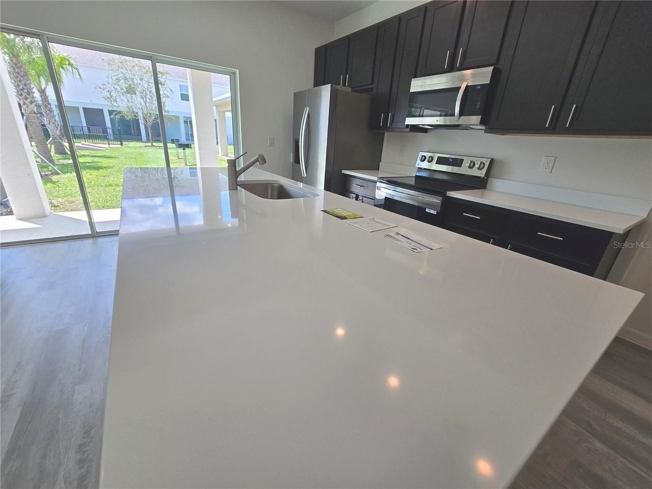 737 Maple Oak Dr - Photo 5 of 27