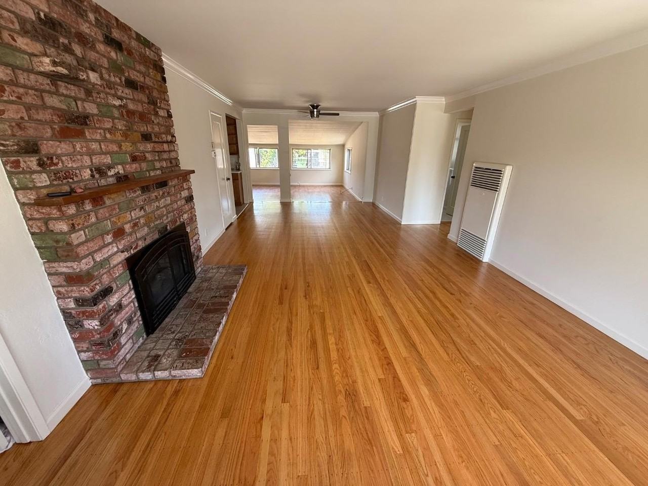 14901 Nelson Way - Photo 3 of 31