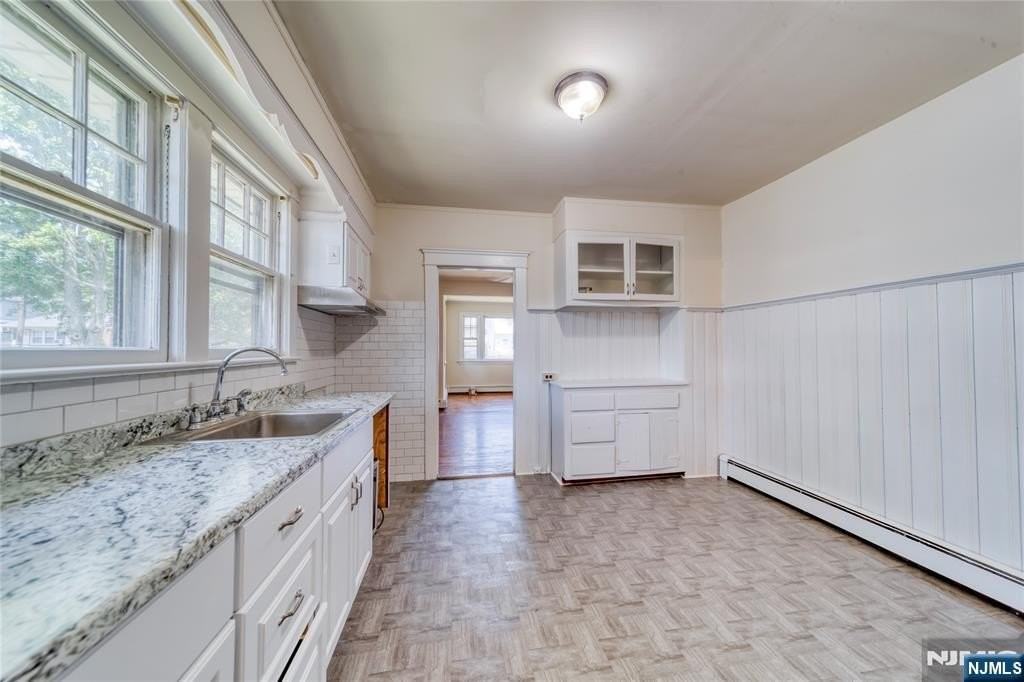 824 Linden Ave - Photo 6 of 13