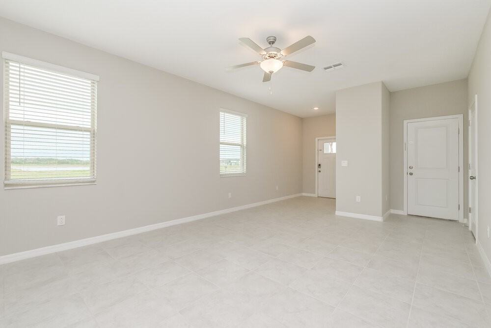 2186 Azure View Way - Photo 4 of 17