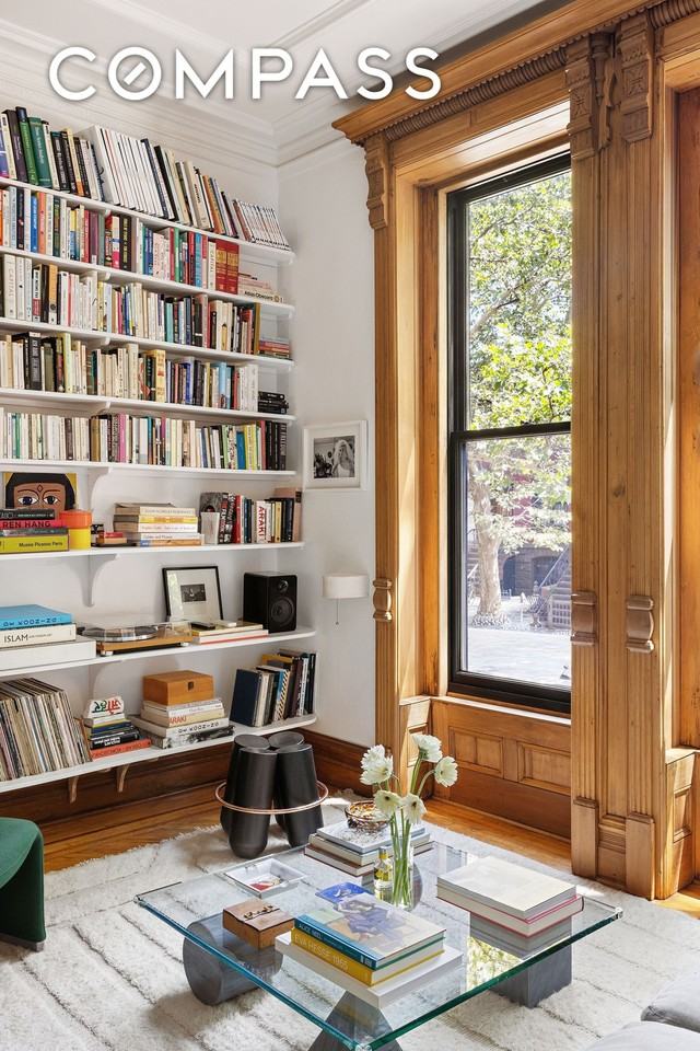 437 Macdonough St - Photo 3 of 16