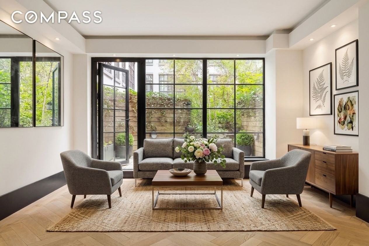 51 Jay St #1M - Photo 2 of 20