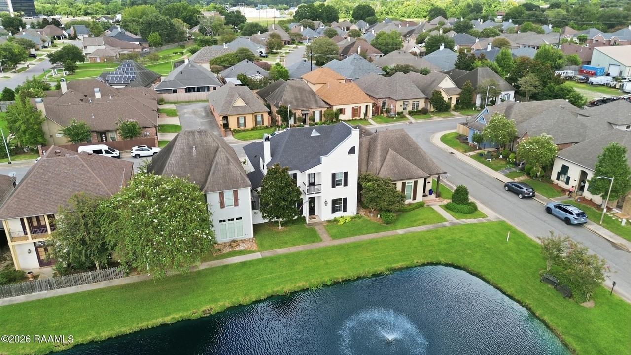 406 Harbor Bend Blvd - Photo 5 of 40