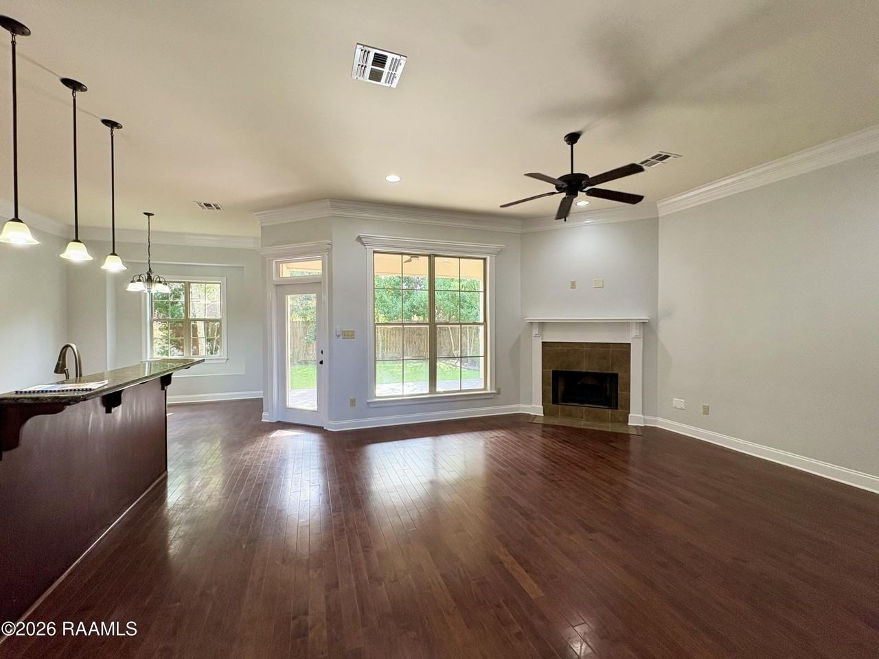 120 Mirada Ln - Photo 5 of 31