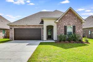 featured image of 209 Mintmere Ln