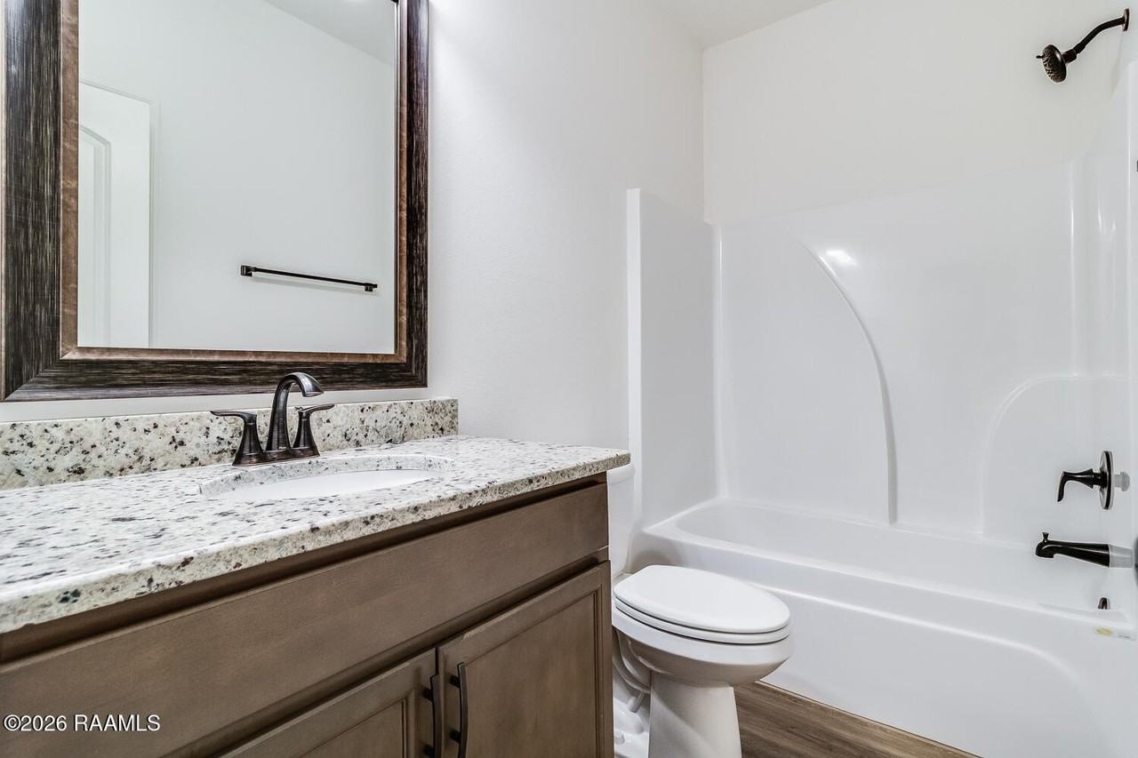 209 Mintmere Ln - Photo 4 of 13