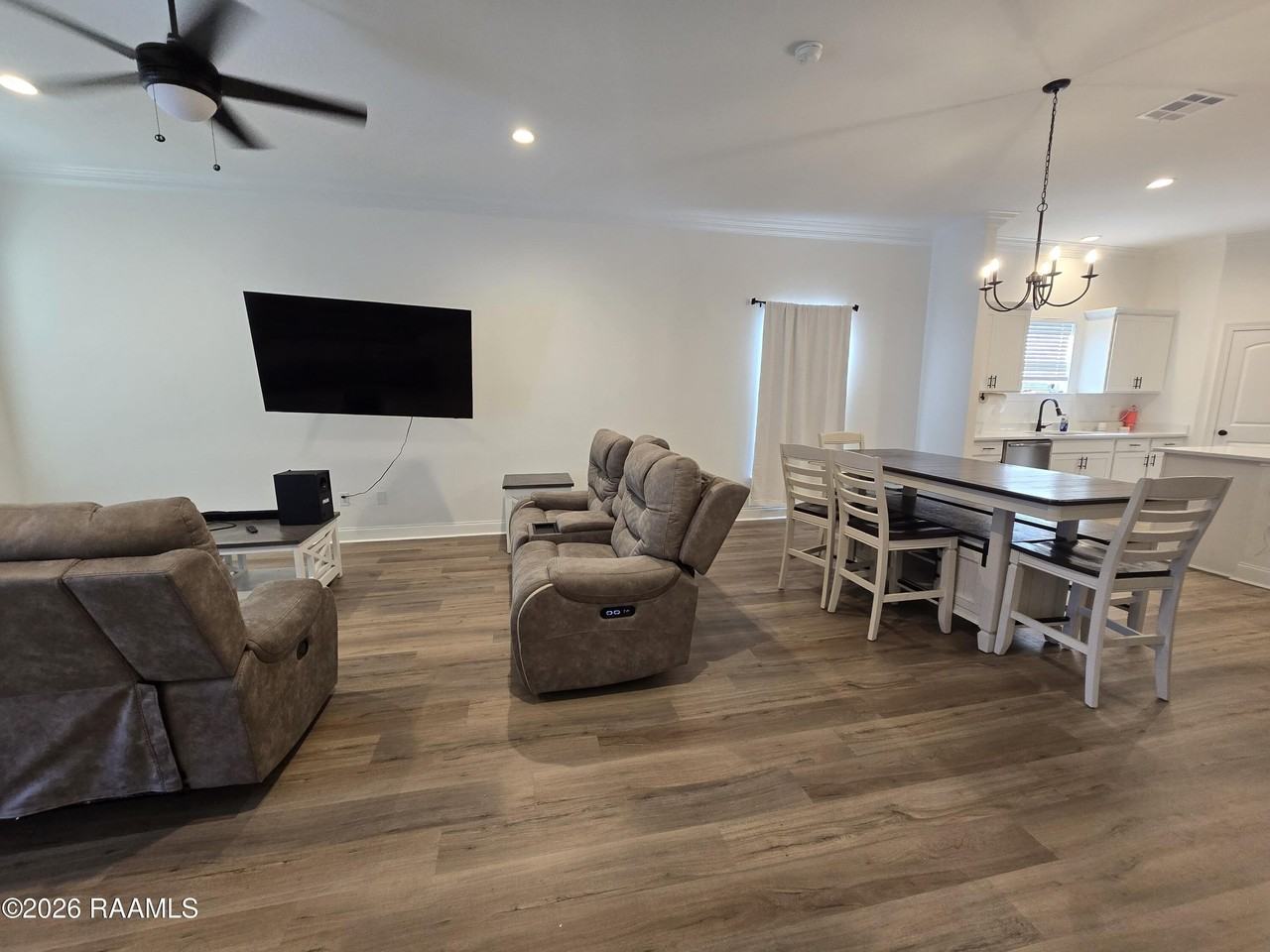 117 Fearless Ave - Photo 4 of 11