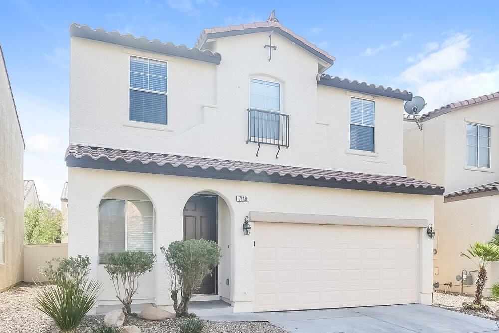 7448 Bouquet Canyon St - Photo 4 of 17