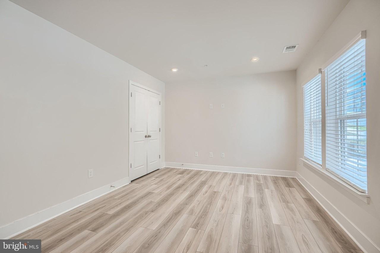 11409 Starlight Pl - Photo 6 of 50