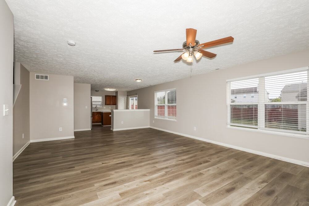 1263 Grand Canyon Ct - Photo 4 of 17