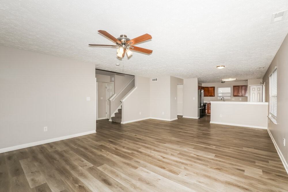 1263 Grand Canyon Ct - Photo 5 of 17