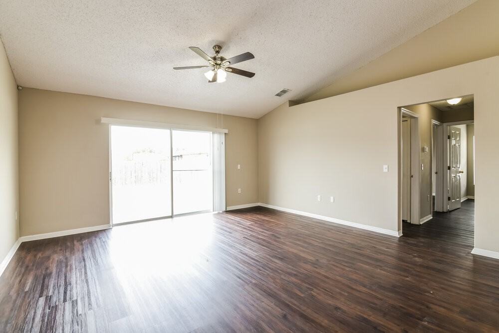 1138 Orne Ct - Photo 3 of 16