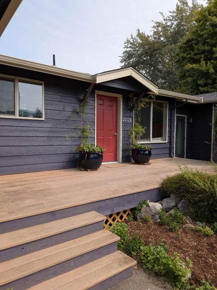 2809 Mckenzie Ave - Photo 2 of 9