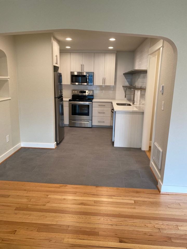 722 Ne Prescott St #3 - Photo 5 of 50