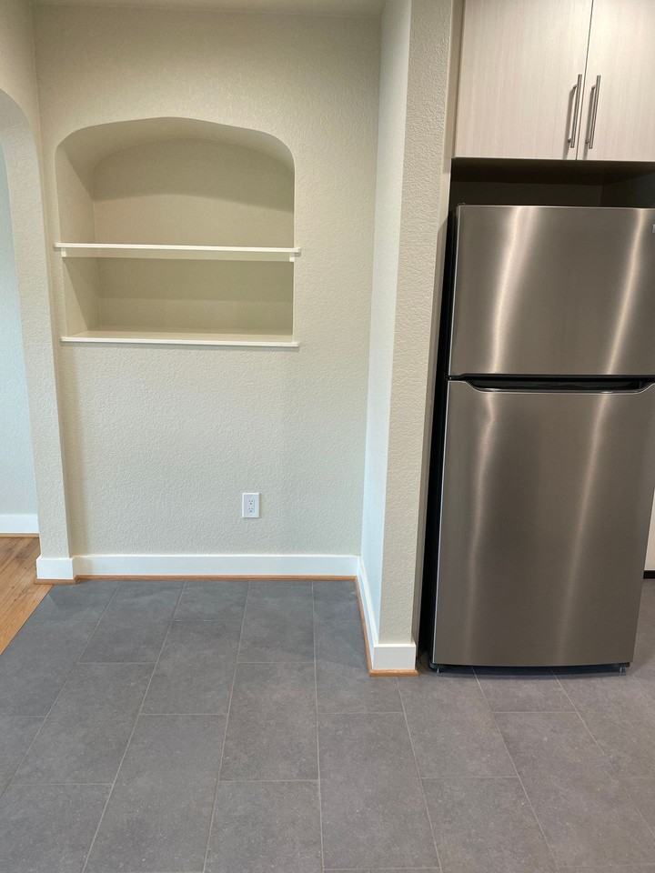 722 Ne Prescott St #3 - Photo 7 of 50