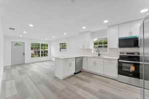 featured image of 441 Northwest 2nd Avenue