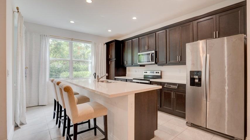 576 Parsons Way - Photo 5 of 8