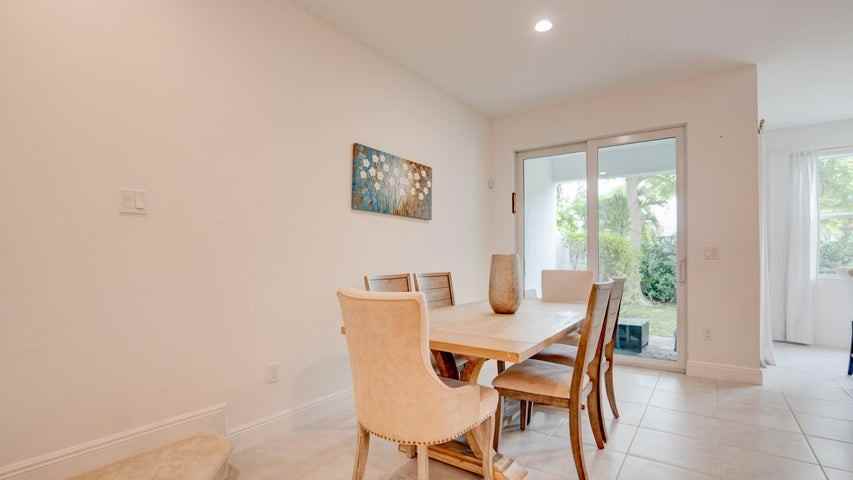 576 Parsons Way - Photo 6 of 8