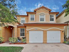 featured image of 11390 Nw 83rd Way