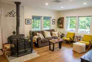 470 Shaver Hill Rd - Photo 1 of 1