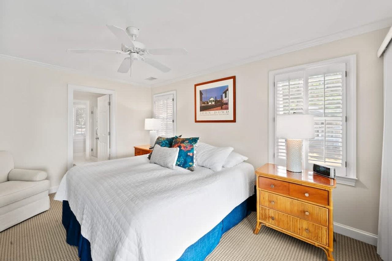 111 Mayfair Ct #1594702P - Photo 4 of 19