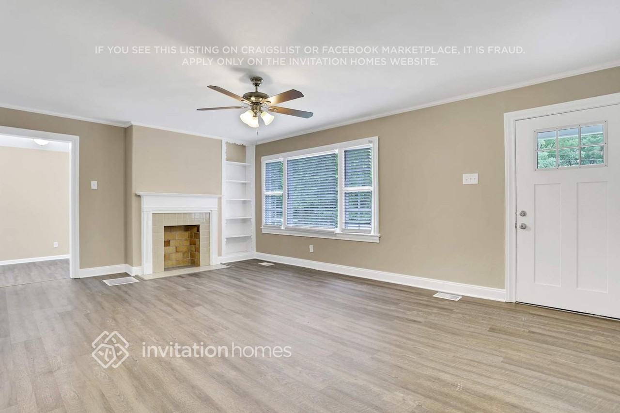 2465 Hogan Rd - Photo 3 of 25