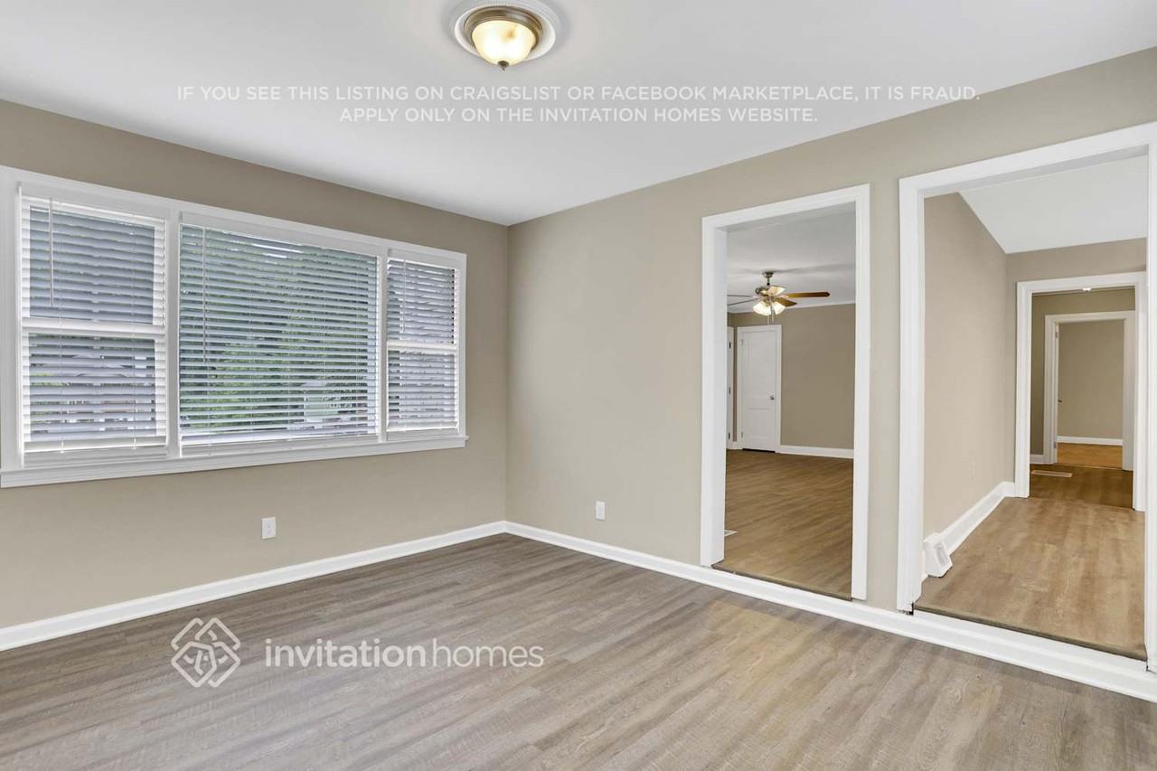 2465 Hogan Rd - Photo 6 of 25