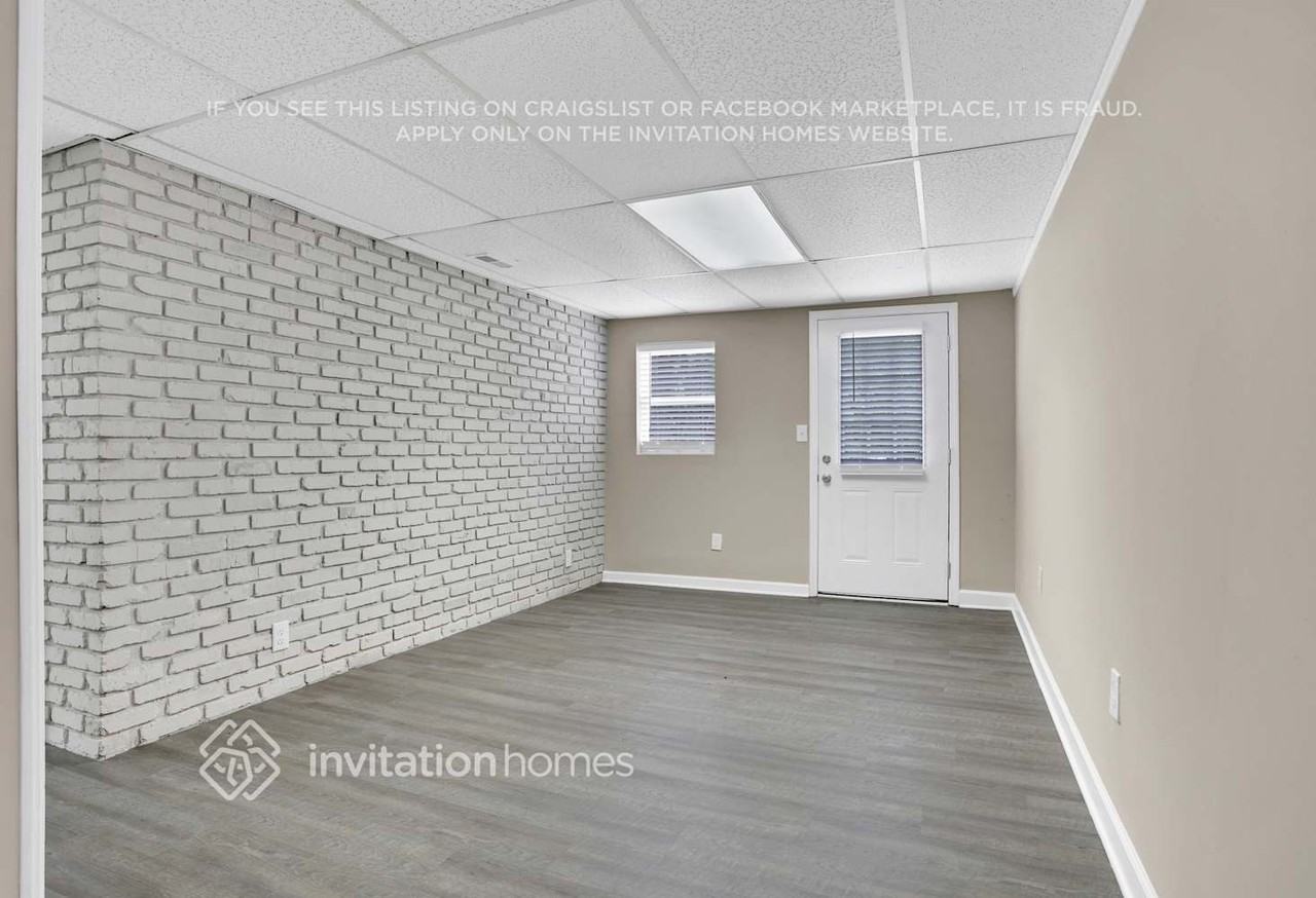 2465 Hogan Rd - Photo 7 of 25