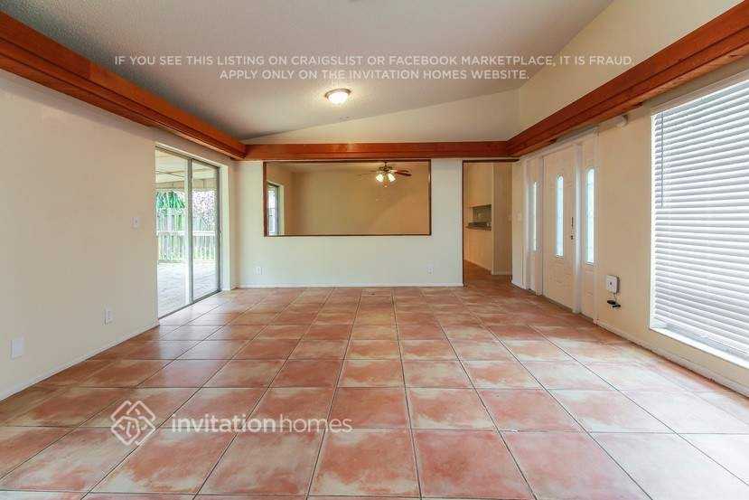 3944 Nw 2nd Ct - Photo 3 of 12