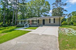 1665 Elmwood Dr - Photo 1 of 1