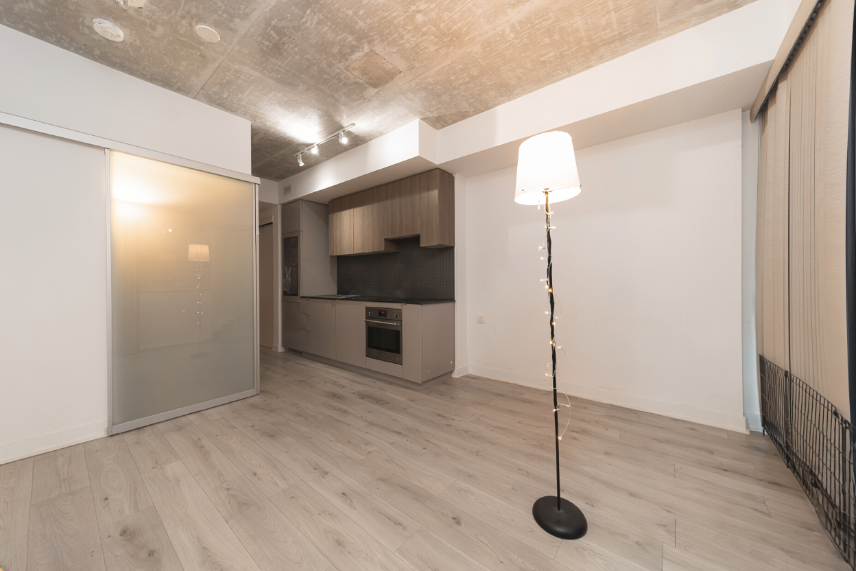 161 Roehampton Avenue #331 - Photo 4 of 19