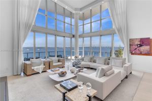 featured image of SE 13th St & Brickell Bay Dr
